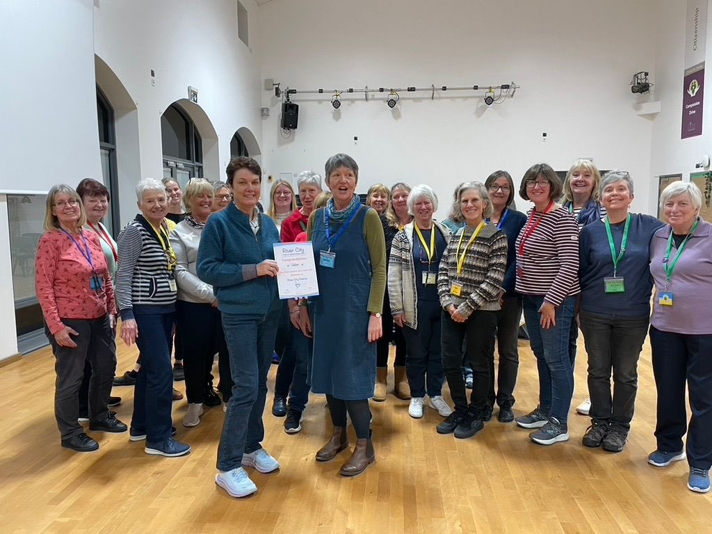 RiverCityExeter's tweet photo. Congratulations to Helen who has become our latest Lead singer 👩‍🎤 

It’s a pleasure welcoming you to the River City family and we look forward to singing with you 💙

#RiverCityFamily
#barbershop
#acappella. #acappellagroup
#lovesinging #exeterchoir

@SingLABBS LABBS https://t.co/wmGNiv26iY