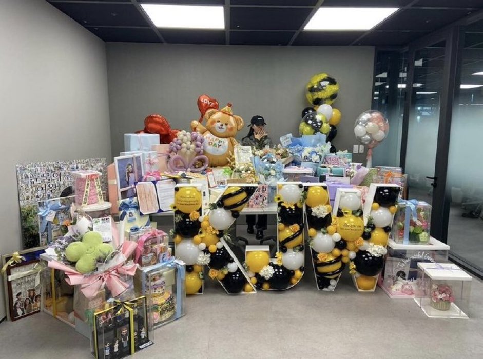 언니 작아진거야 아니면 선물이 많아진거야