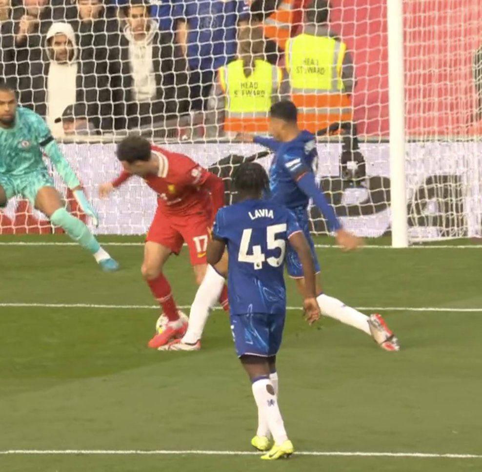 No Penalty Vs Penalty 

A very soft soft penalty on the other end.... inconsistent beyond belief.
Chelsea Liverpool