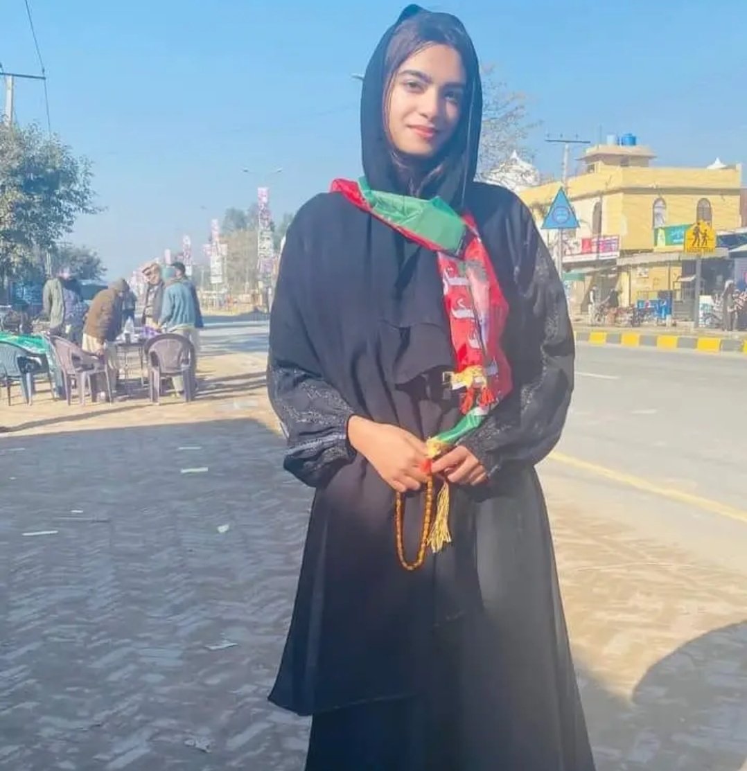 دنیا کی سب لذیذ چیز خوبصورت بیوی ہے
کیا آپ اتفاق کرتے ہیں؟