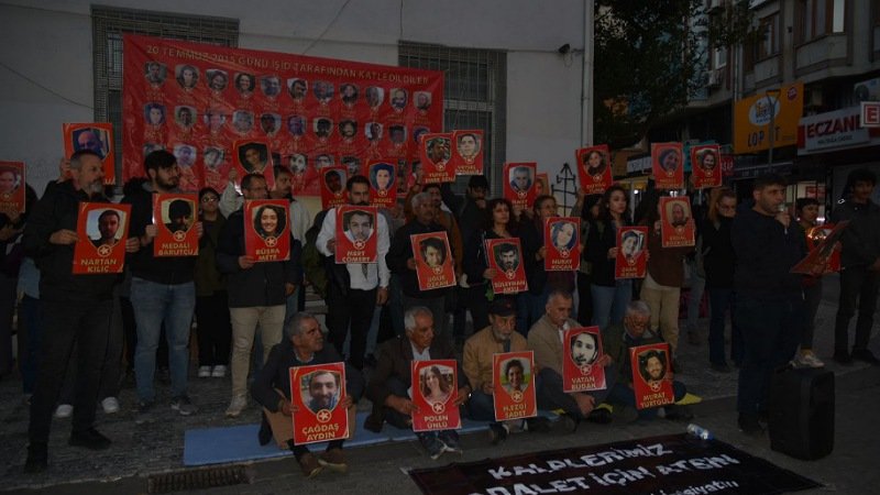 etkinhaberajans's tweet photo. Suruç katliamı 111. ayında: Suruç'tan Ankara'ya adalet mücadelesi sürüyor  

➡️https://t.co/url34JbEoK https://t.co/EZX33GuUQM