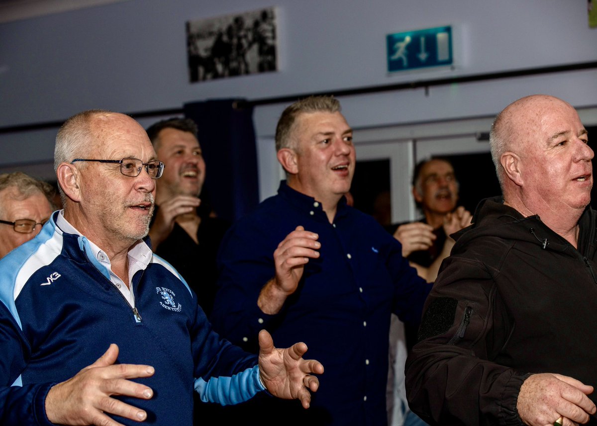<a href="/Go_To_Events/">GoToEvents</a> welcomed legendary All Black Andrew Mehrtens to <a href="/AberRFC/">Aberystwyth RFC</a> for a superb evening of stories &amp; insight.

Huge thanks to all who came, the club for hosting, Mehrts &amp; <a href="/ColinEwart3/">Colin Ewart/pitchsideimages</a> 
for the great shots.

An Aber win at Plascrug set the tone perfectly 👏

Arbennig Iawn 👌