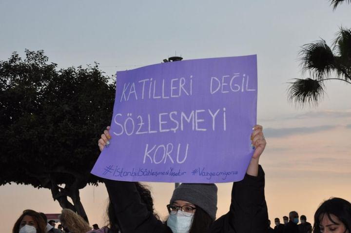 adent3rk's tweet photo. #YasayıUygulaYasaSonVer https://t.co/mDzdSzM45b