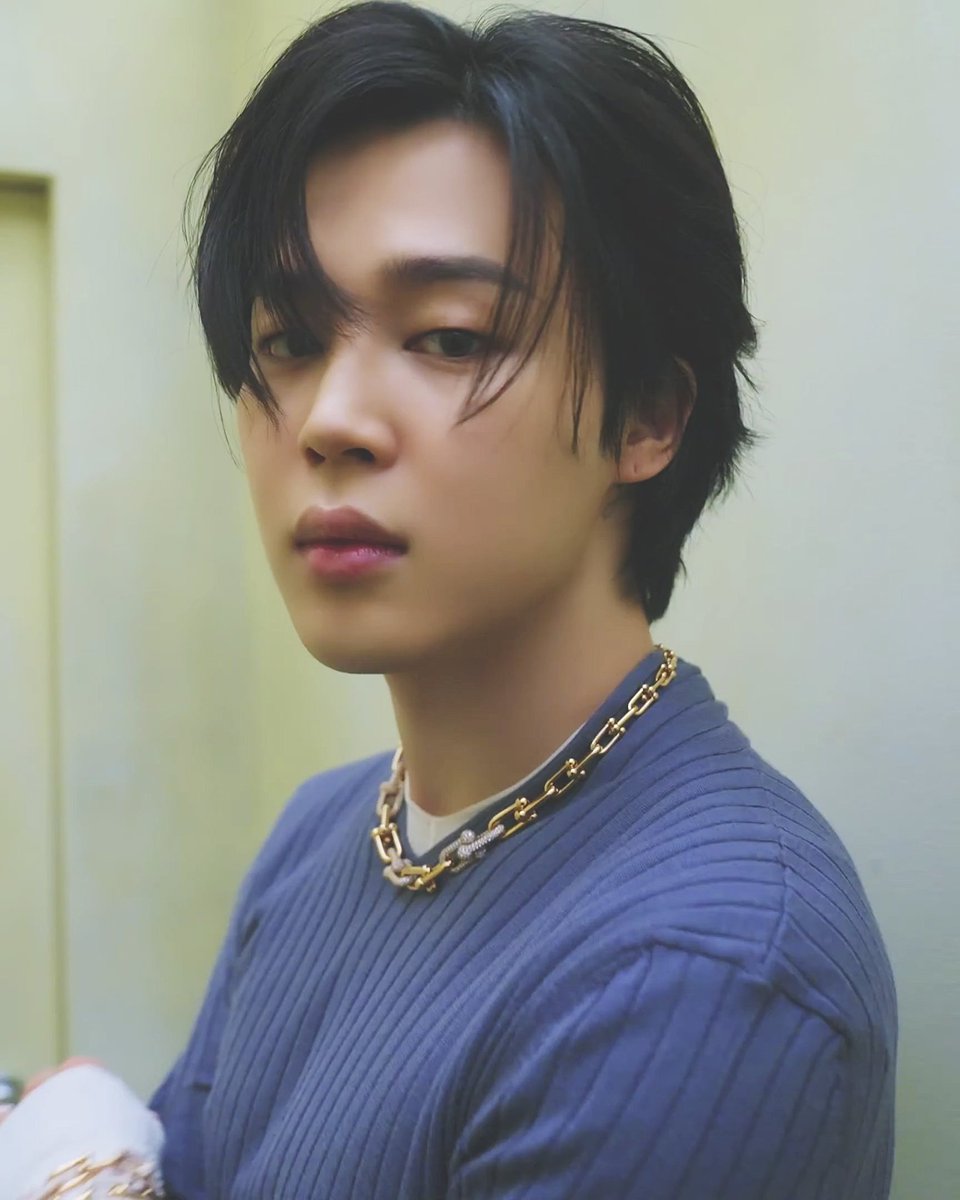 I vote #jimin for Fan's Choice - Male Award at #2024MAMAVOTE