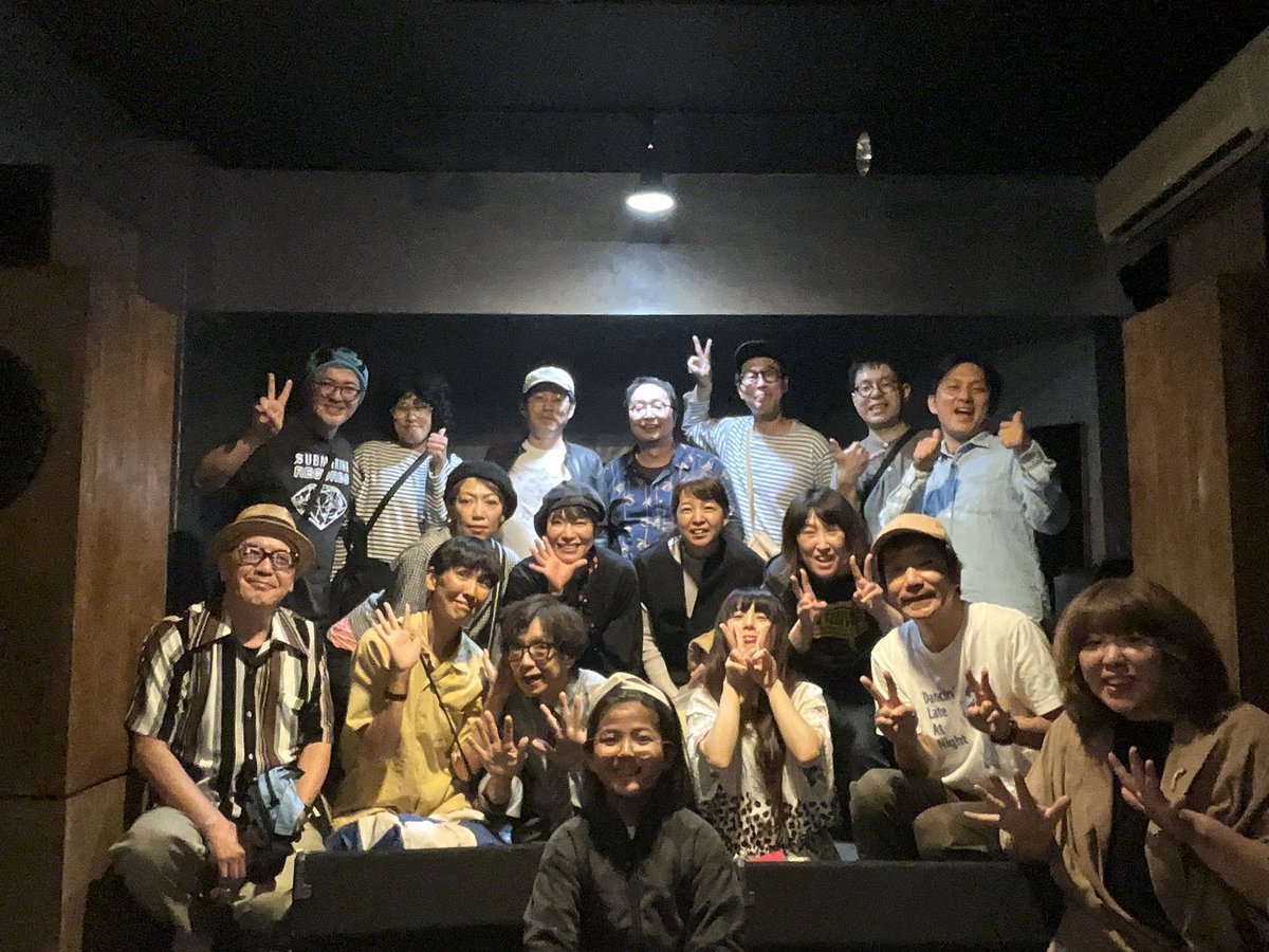 京都SUBMARINEでのHIMEJI NIGHTありがとうございました！
久しぶりに会えた人てんこもりでほんとに楽しかったしライブもサイコーでした、またお会いできますようにみんな元気でいてほしい🙏