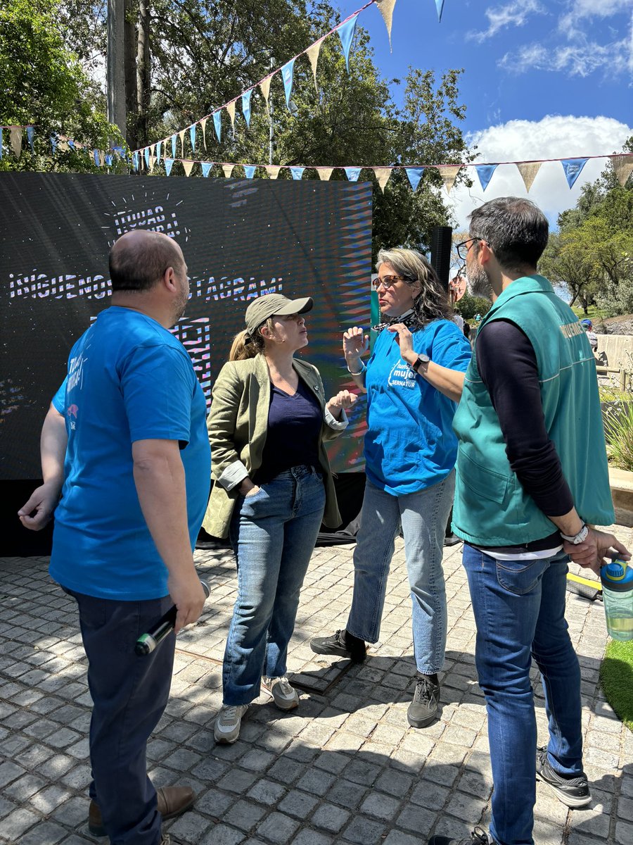 gabyelguetap's tweet photo. Junto a @VeroPardoLagos  de @subturismo y dir de @Sernatur Cristóbal Benítez y dir de @parquemetminvu Carlos Ponce lanzamos el Programa Turismo Mujer para mujeres entre 18 y 59 años con destinos en #Coquimbo y #R.O’Higgins para disfrutar de Chile https://t.co/nDyJb6d6Vt