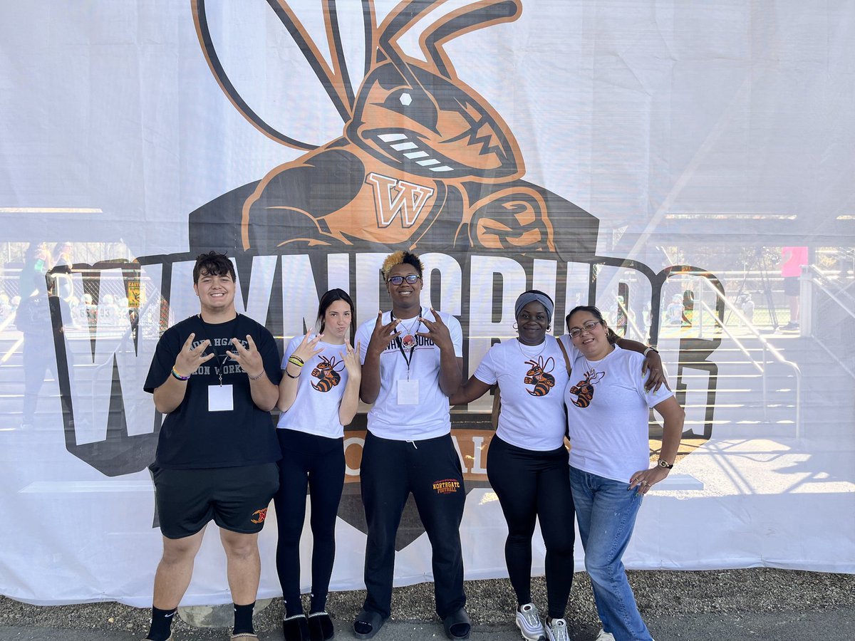 Had a great time at @WU_SWARM game day visit!! Thank you <a href="/ZackWindsor1/">Zack Windsor</a> for the invitation!! <a href="/NorthgateVFB/">Northgate Varsity Football</a> <a href="/BigPappy_WETSU1/">Coach Russ Moore</a> @CoachColemanDL