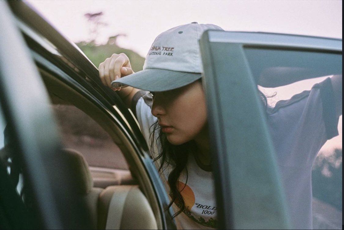 reneribaebae's tweet photo. irene and seulgi on a film is perfection https://t.co/wXRuzYFKH4