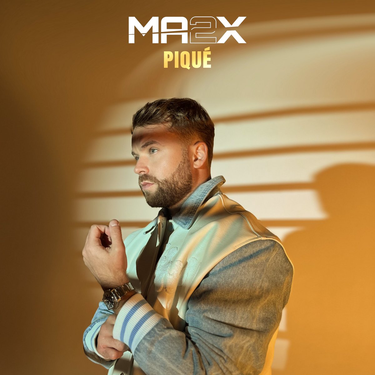 La team comment ça va ??? 
Mon nouveau single est disponible partout !!!
Qui l'a écouté ? 🚀 #Piqué 

fanlink.tv/MA2Xpique