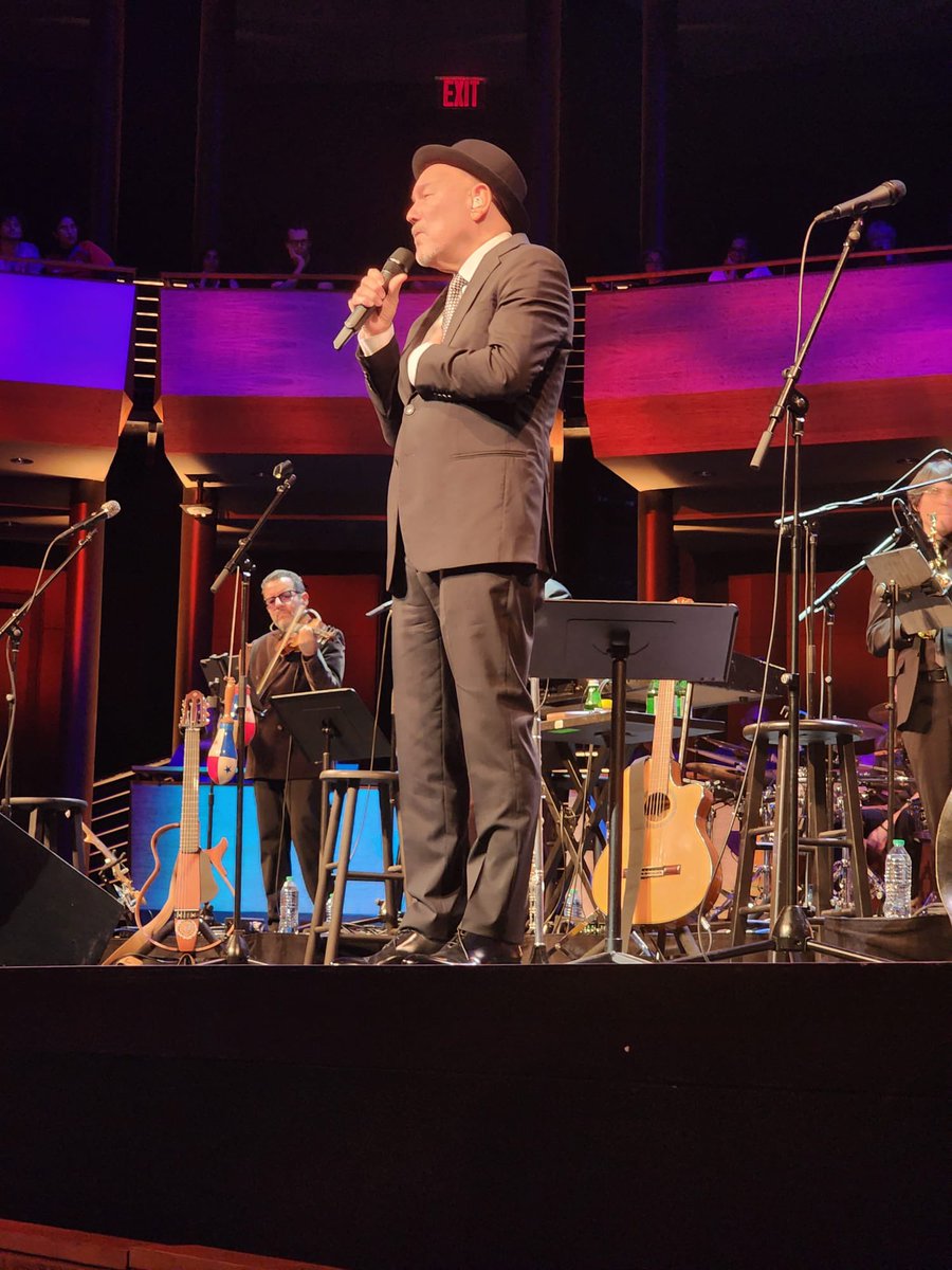 SenMTeresaRuiz's tweet photo. About last night…Lincoln Center visionary artist Ruben Blades and Boca Livre and the Editus Ensemble filled the theater with soulful sounds and beautiful music. #Pedronavaja 🎶 oh yeah and perfect night to be in Manhattan as we got World Series! #stripesforlife @Yankees https://t.co/55qcniSRsA