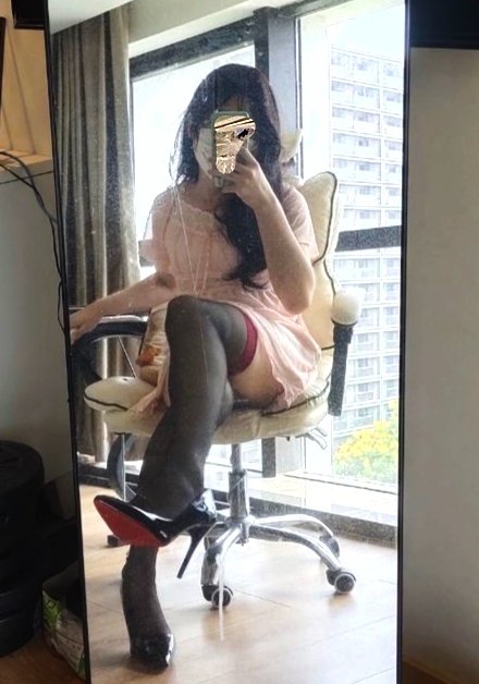 cdmingmingya's tweet photo. 你的电竞椅已经被我占领了，想坐的话先和我做
#伪娘 #cd #男娘 #男の娘 #娼年 #sissy #femboy #黑丝 #雌堕 #四爱 #4i https://t.co/t3Ma5FnsQv