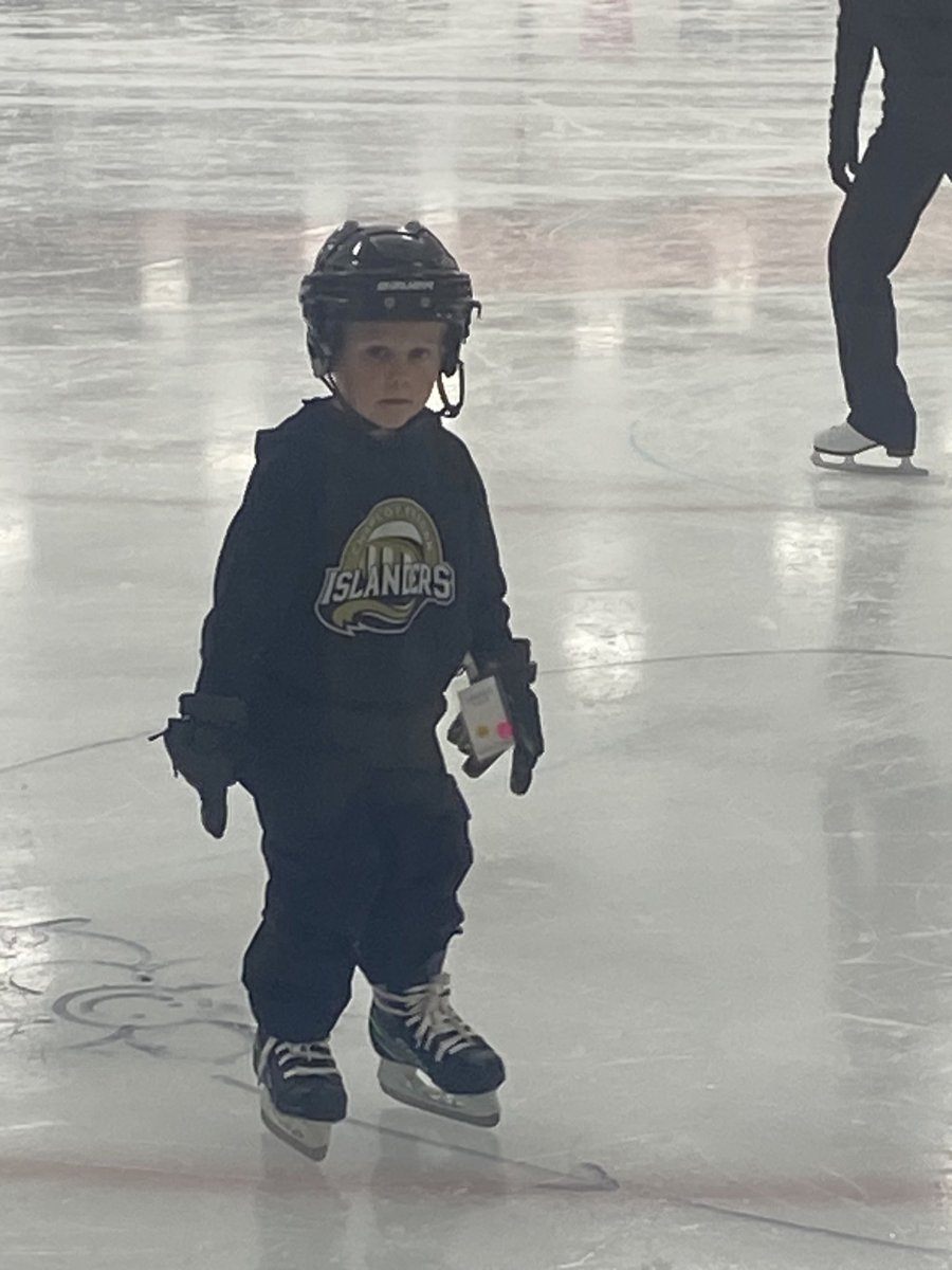 wattyman2000's tweet photo. Proud grandpa of Lincoln today, at skating class sporting his @IslandersHKY sweatshirt. https://t.co/DzD8tZ4cW3