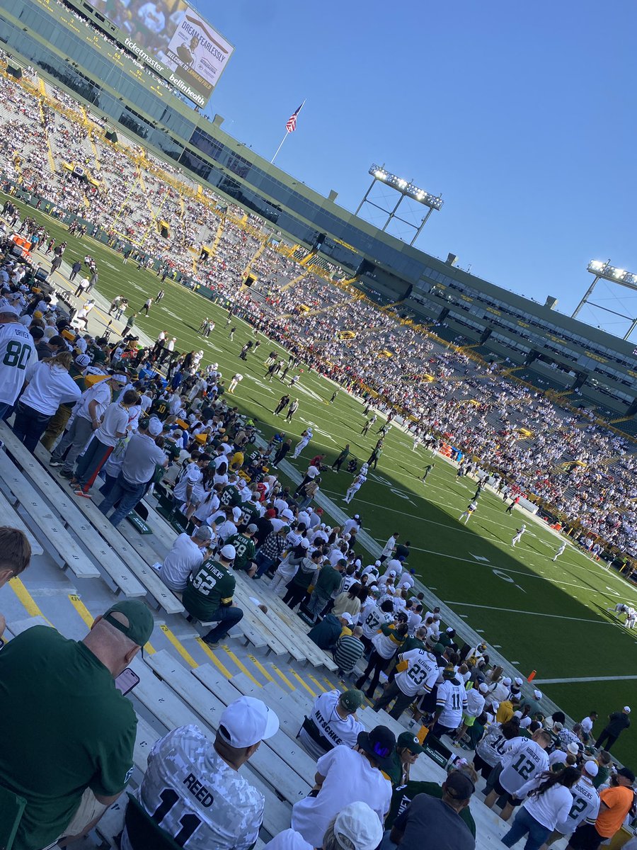 Live from Lambeau Field!! Amazing trip and experience. Green Bay fans have been welcoming and stadium is glorious. Go Texans! <a href="/HoustonTexans/">Houston Texans</a> <a href="/GreenbaypackNFL/">GreenbaypackersNFL</a>