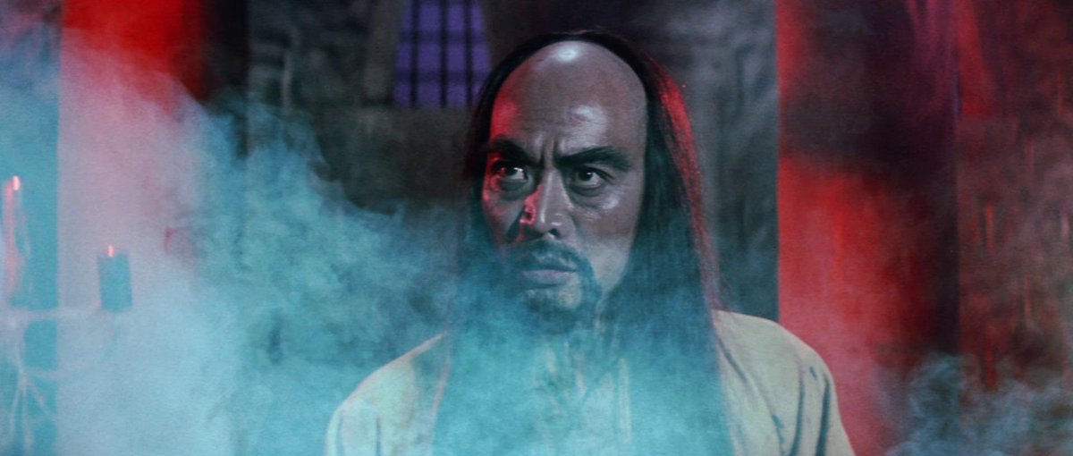 The Legend of the 7 Golden Vampires (1974)