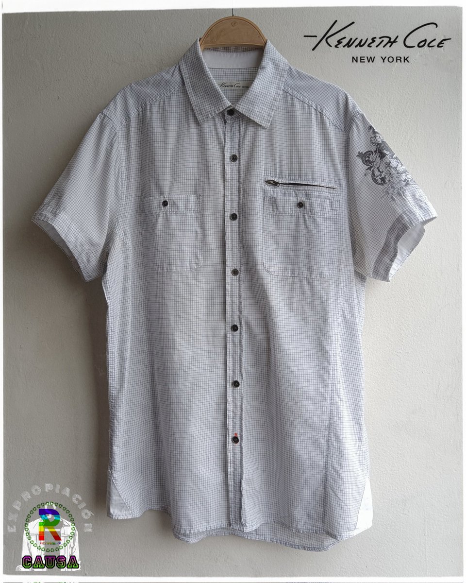ReinvencionRopa's tweet image. Camisa de cuadros con mangas cortas #KennethCole. Detalles como el estampado en la manga y los bolsillos en la parte delantera la hacen única y muy funcional 😉
Está disponible en talla M y la puedes adquirir por solo 32 soles 🔥

📦 Envíamos a domicilio en todo el Perú 🇵🇪