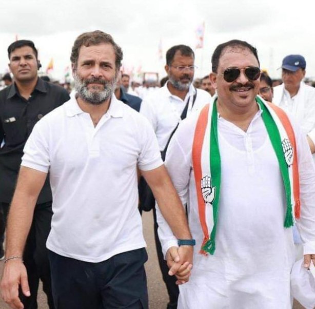 tiwari_pratish's tweet image. अंधेरी पश्चिम गुजराती सेल के अध्यक्ष का 5 बार के नगरसेवक मोहसिन हैदर को विधायक चुनाव के लिए समर्थन एकता और विकास की दिशा में महत्वपूर्ण कदम है। यह क्षेत्र के हितों को प्राथमिकता देने की हमारी प्रतिबद्धता को दर्शाता है।" #AndheriWest #MohsinHaidar  #UnityForDevelopment