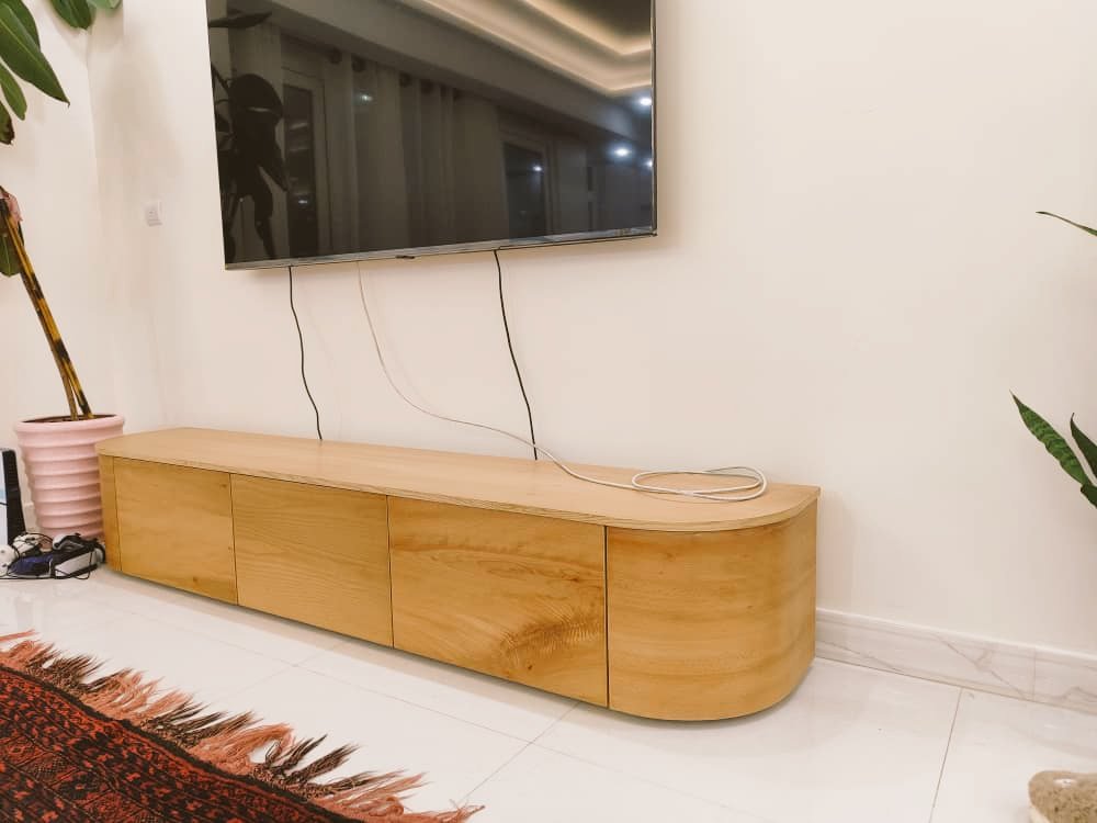 می‌دونم که وضعیت اقتصادی همه خرابه و اصلا دلم نمی‌خواست تو این شرایط عکس نمونه‌کار بذارم؛ اما خوب همه احتیاج داریم به حمایت همدیگه! 
سرویس تمام چوب راش...