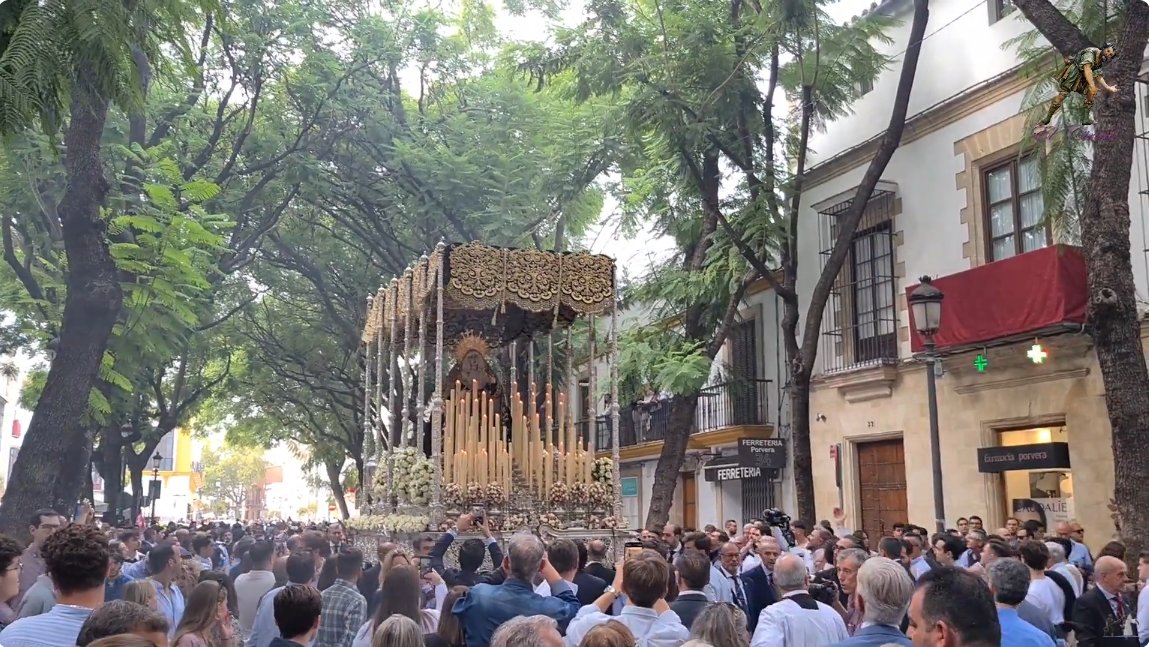 Vídeo de Nuestra Señora de los Remedios de la cofradía del Amor por la C/Porvera en la Procesión Magna de Jerez de la Frontera