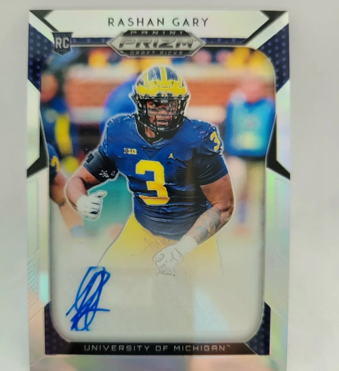 Rboz13's tweet photo. @mylakeerielove @CardPurchaser Not on card, but this is pretty awful https://t.co/BXdBhHKmal