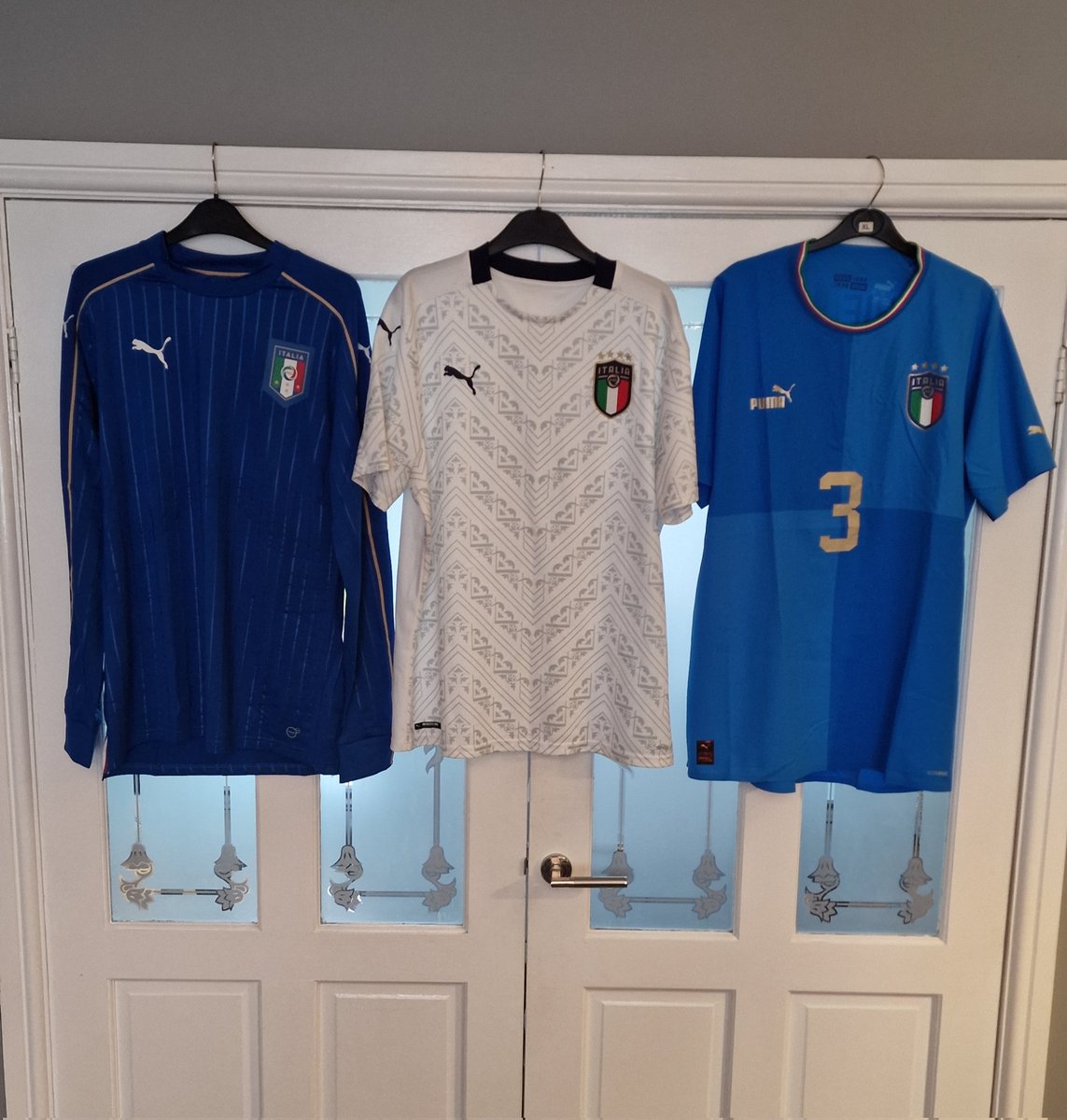RichKits's tweet photo. @Azzurri_En 🤝 @pumafootball 

🤤🇮🇹

#Italy #Football https://t.co/uOJUtfq54M