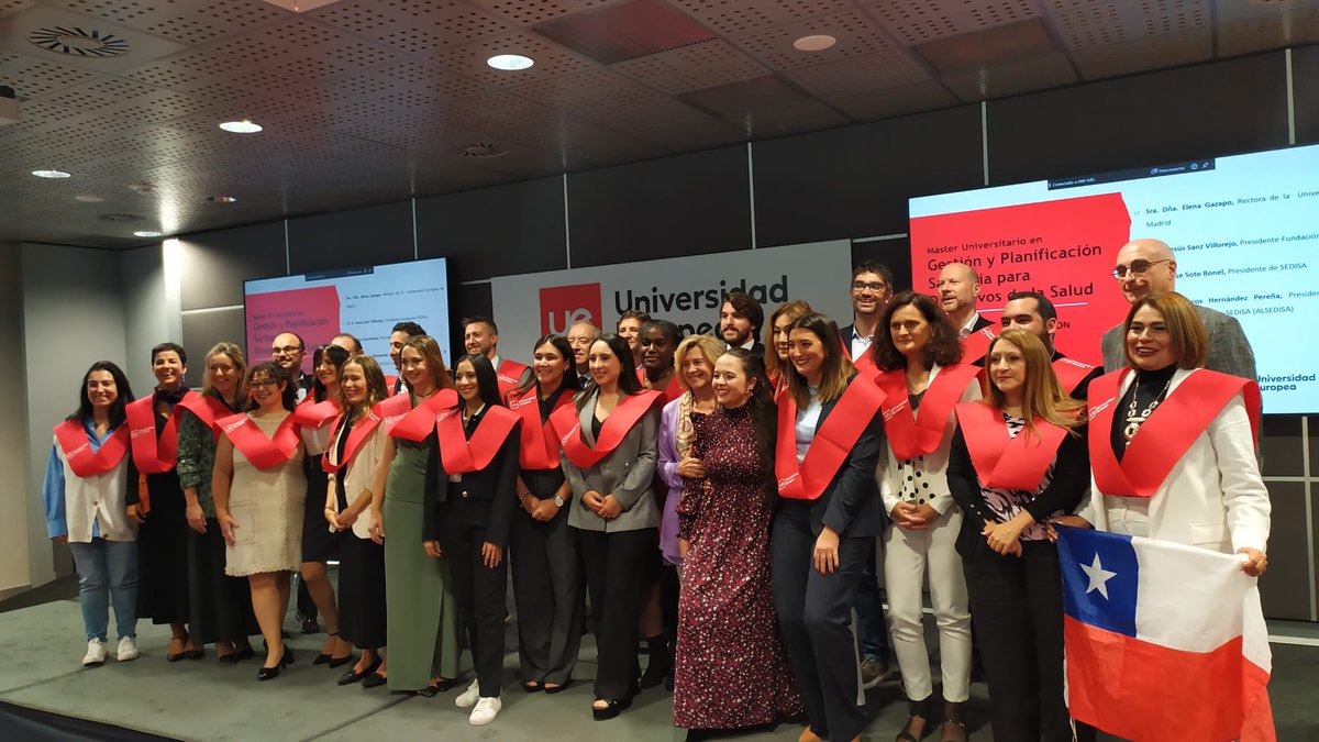 alopezrosa's tweet photo. Ha sido un privilegio y un honor representar a mis compañeros en la gala de graduación del Master de Gestión y Planificación Sanitaria para Directivos de la Salud.
@SEDISA_NET @UEuropea 
 
Enhorabuena amigos, tras un año de trabajo llega el momento de la recompensa. https://t.co/U9XwcSE8zT