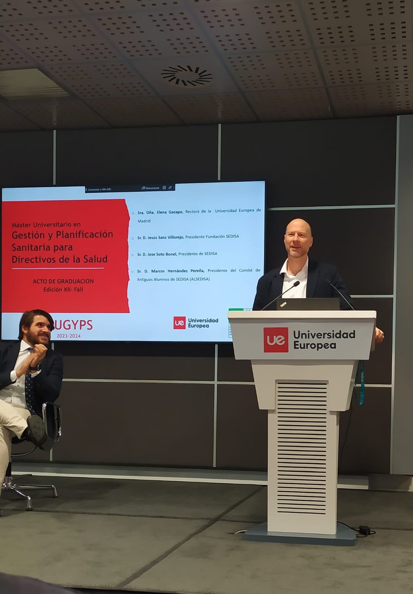 alopezrosa's tweet photo. Ha sido un privilegio y un honor representar a mis compañeros en la gala de graduación del Master de Gestión y Planificación Sanitaria para Directivos de la Salud.
@SEDISA_NET @UEuropea 
 
Enhorabuena amigos, tras un año de trabajo llega el momento de la recompensa. https://t.co/U9XwcSE8zT