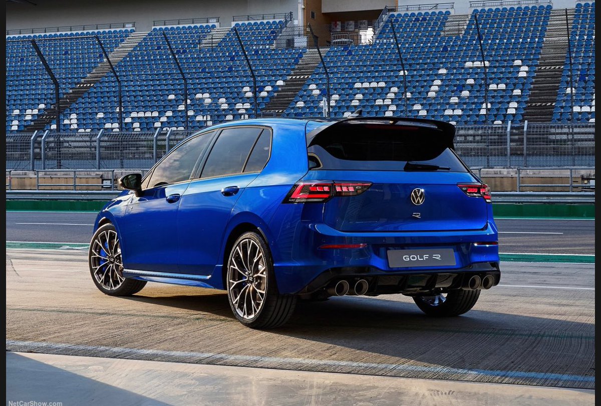 hothatchporn's tweet photo. 2025 Golf R https://t.co/FgBaHs931u