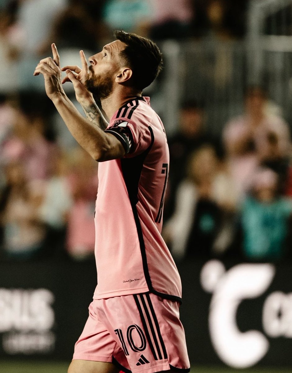 Favian Renkel tweet media