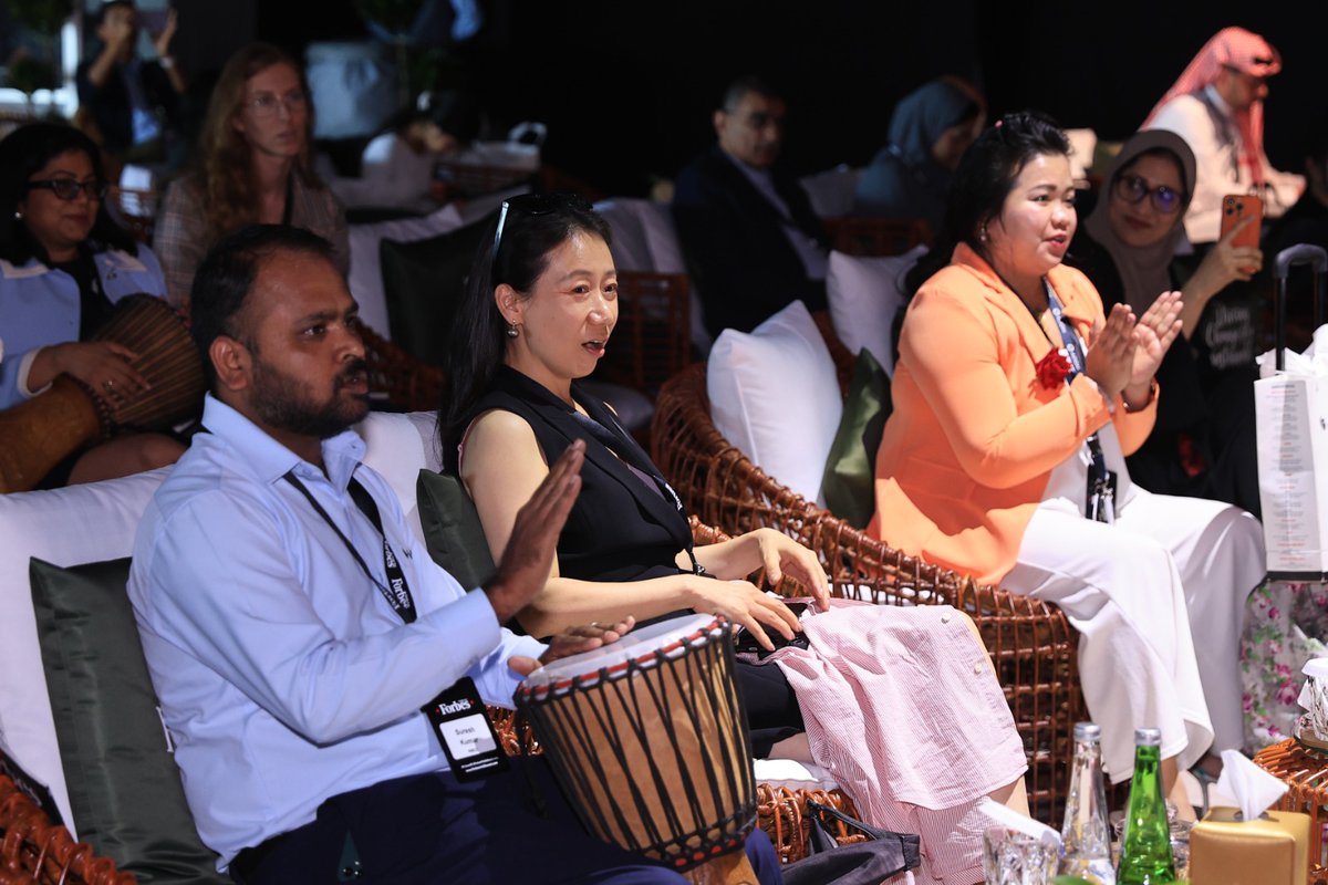 Forbes_MENA_'s tweet photo. Every moment at the second edition of the Forbes Middle East Sustainability Leaders Summit was a step towards a more sustainable tomorrow. Here are some snapshots from the event.
🎥: @Forbes_MENA_
#ForbesMESustainabilityLeadersSummit #ForbesMEEvents #ForbesME #NMDCGroup #RenewableFuture #GoGreen
@NMDC_DM @KhuloudAlOmian @hindkhlaifat @derayaspeakers