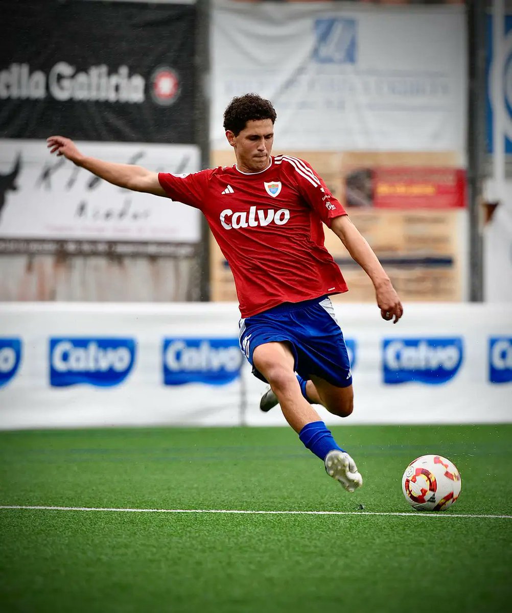 👀Otro gol y quinto en su cuenta particular en siete partidos del extremo vigués.

Vaya comienzo de temporada de <a href="/lucasantanon/">Lucas</a> con la camiseta del <a href="/BerganFC/">Bergantiños FC</a> 🫣👋

#GimnasticaBergan <a href="/segundarfefinfo/">Segunda Federación / RFEF Info</a>