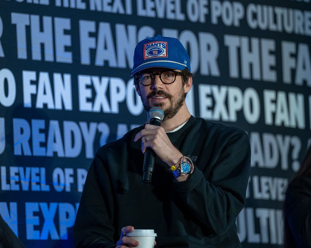 Grant Gustin CDMX 🇲🇽 tweet media