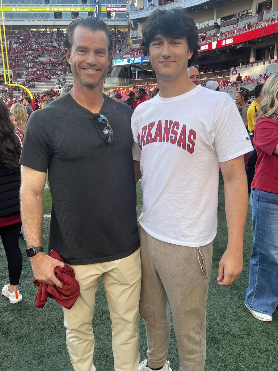.<a href="/Carver10Johnny/">Johnny Carver71</a> visited <a href="/UArkansas/">University of Arkansas</a> yesterday! Pics at Baum Walker, lunch at the Athlete Success Center then <a href="/RazorbackFB/">Arkansas Razorback Football</a> at the sidelines. Thanks <a href="/RazorbackBSB/">Arkansas Baseball</a> coaches for the hospitality and opportunity
A day we’ll never forget-proud parents-Woo Pig Sooie!
#WeLoveToWatchYouPlay
