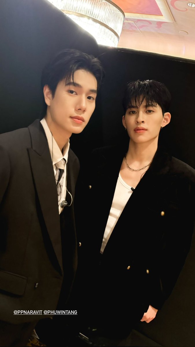 Farah_91Babyz's tweet photo. 🖤🤍 https://t.co/7oWJckBuHf