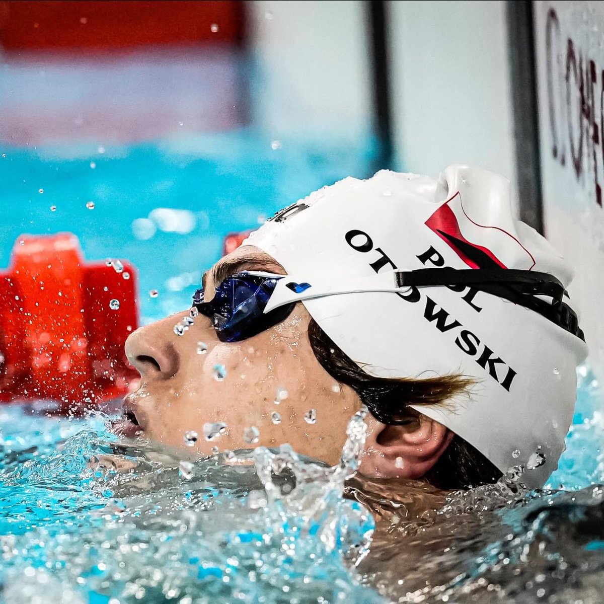Każdy wyścig to walka do samego końca – z wodą, z czasem, z samym sobą. Wszystko, co liczy się w tej chwili, to dotarcie do ściany i wiedza, że dałem z siebie wszystko.