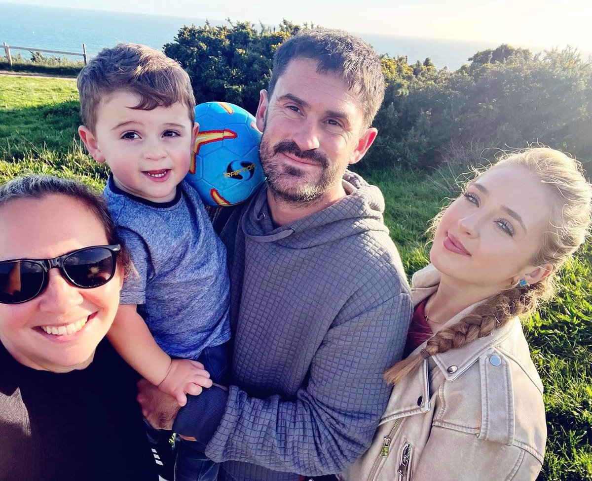 Lovely weekend with this wonderful lot. Walks, football and dinners out. Just need Liverpool to hold on and it’s been pretty perfect.