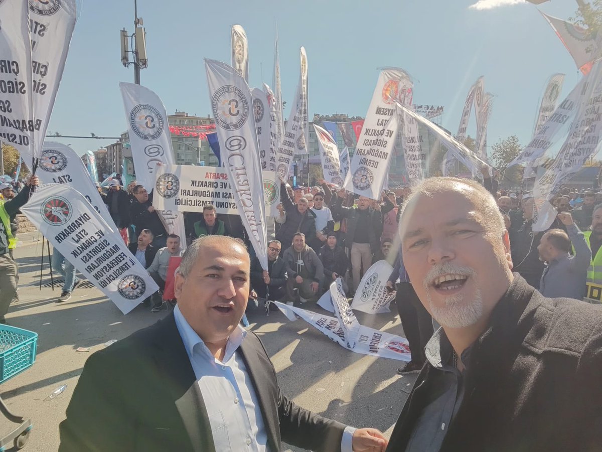 Staj ve Çıraklık Mağdurları kardeşlerim bu gün Ankara Mitinginde bizleri yanlız bırakmadığınız için teşekkür ederim. Biz büyük bir Aileyiz 

StajaAdalet için
Çırak Adalet için 
<a href="/CirakStajFED/">STAJ VE ÇIRAKLIK SİGORTASI MAĞDURLARI FEDERASYONU</a>

#ÇırakStajyerAnkaradaMitingde