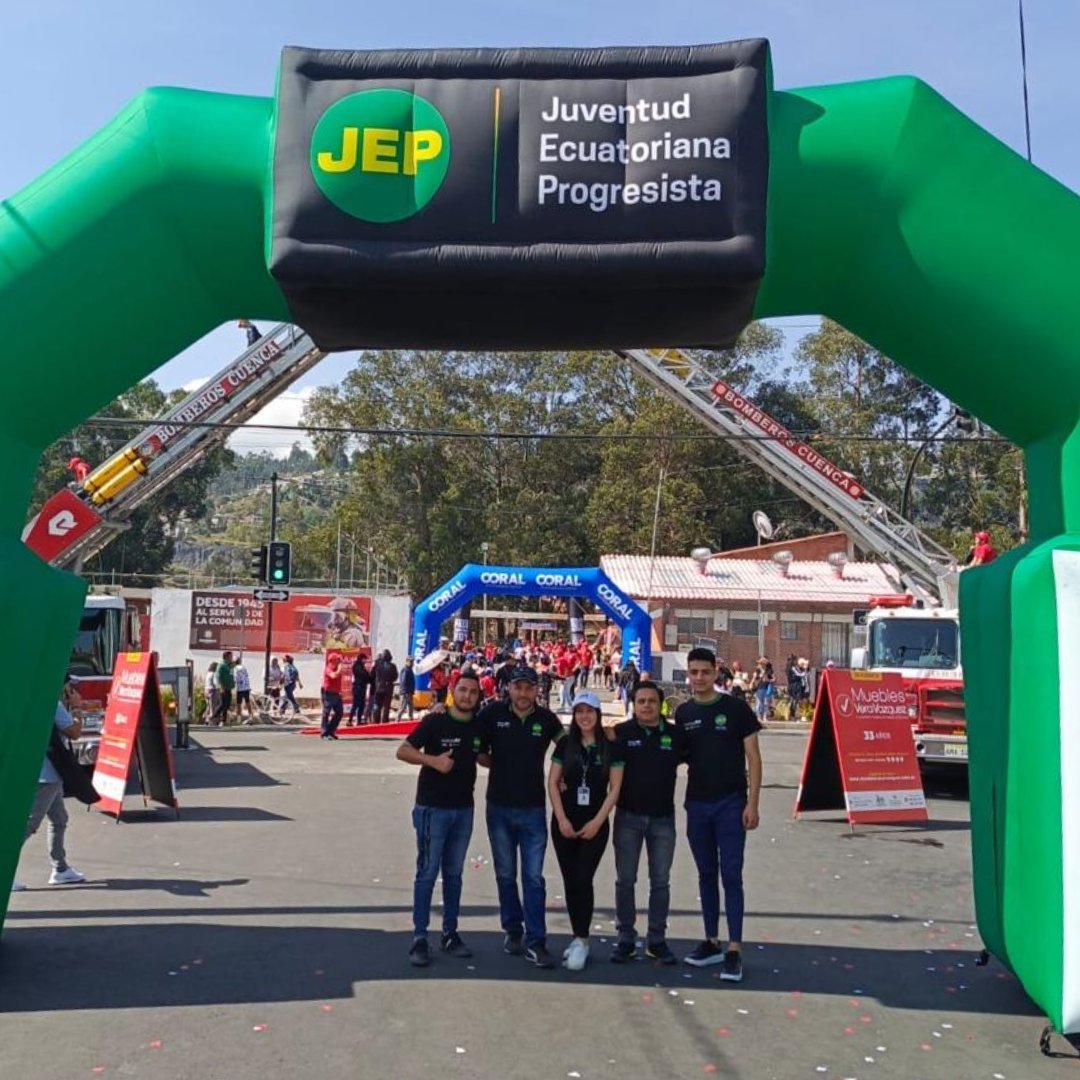 CooperativaJEP's tweet photo. 🙋 #CoopJEP presente en la ciclo carrera #B6K organizada por los Bomberos de Cuenca. #YoCuidoLosBosques 🌳 https://t.co/2s4uHpiZUm