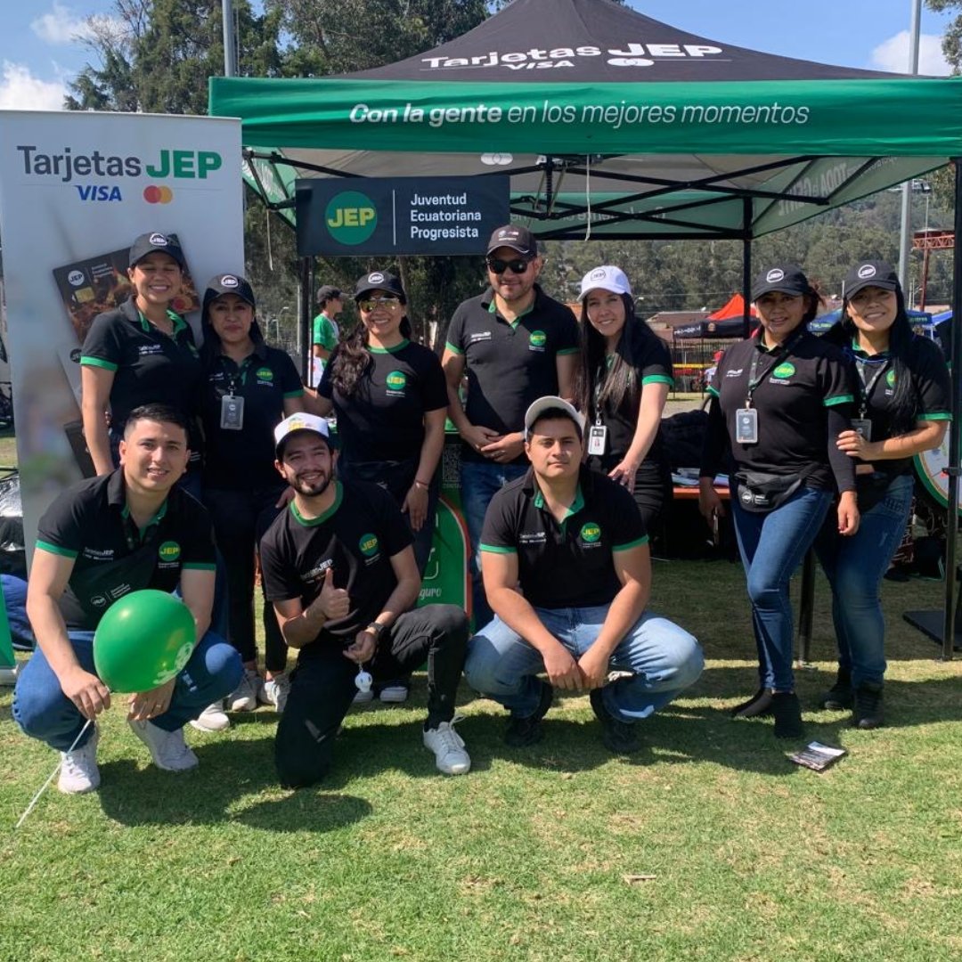 CooperativaJEP's tweet photo. 🙋 #CoopJEP presente en la ciclo carrera #B6K organizada por los Bomberos de Cuenca. #YoCuidoLosBosques 🌳 https://t.co/2s4uHpiZUm