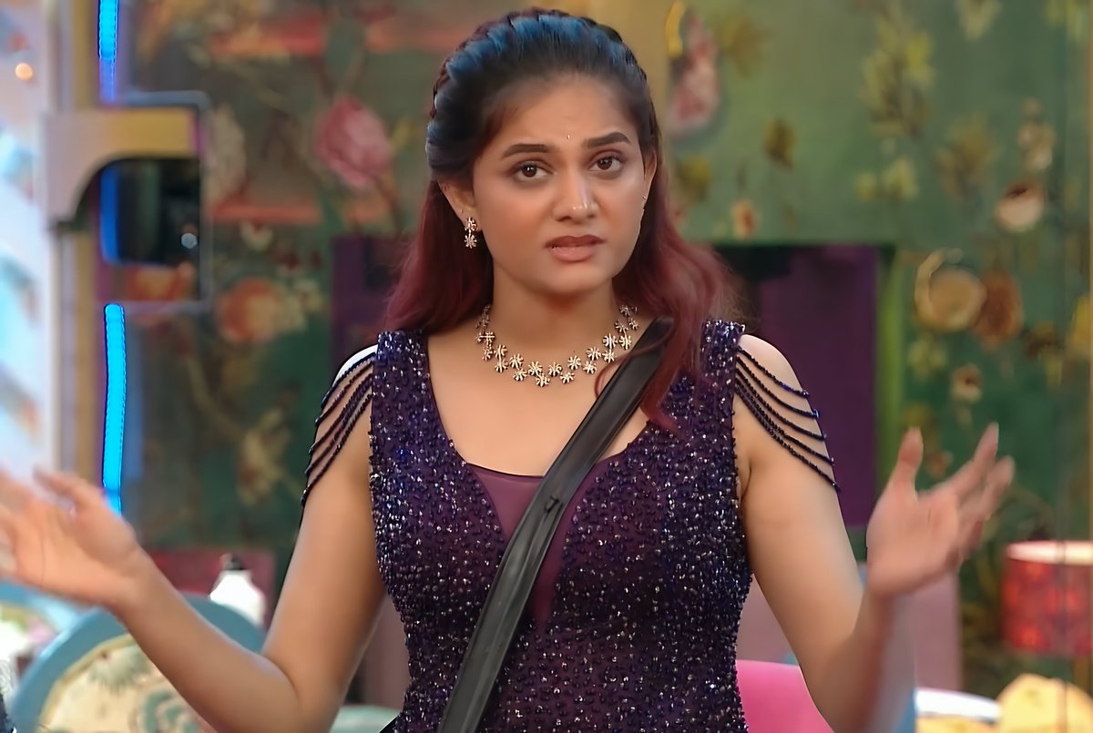 MassMayanti's tweet photo. Prerana from Today's Bigg Boss Episode.

 #Biggbosstelugu8 #Prerana 💙 https://t.co/OnkLoTfdGY