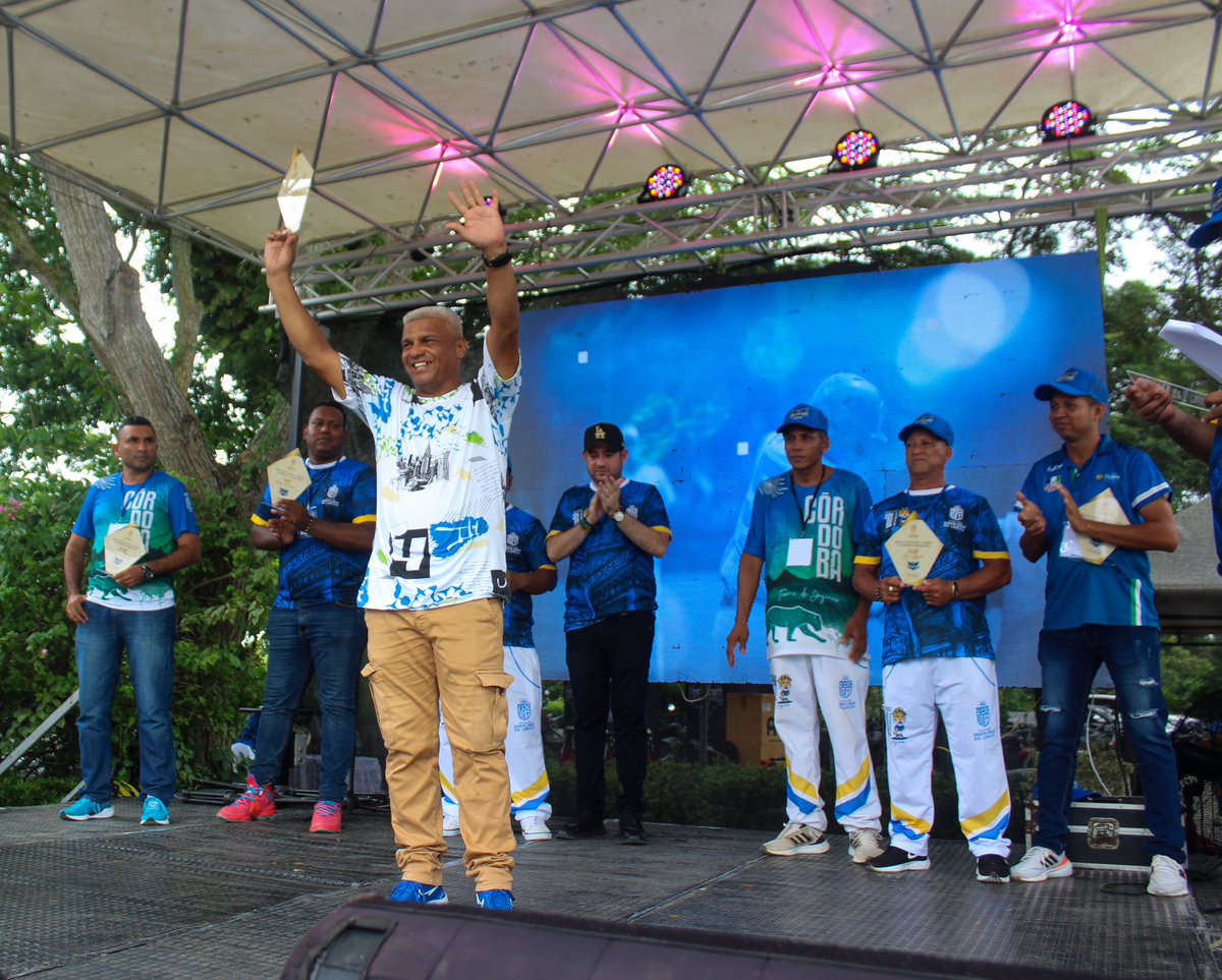 ⭐️ También homenajeamos a nuestros deportistas que participaron en los Juegos Departamentales y Paradepartamentales y que quedaron en el podio en el segundo puesto gracias a su pasión y disciplina🥈⭐️