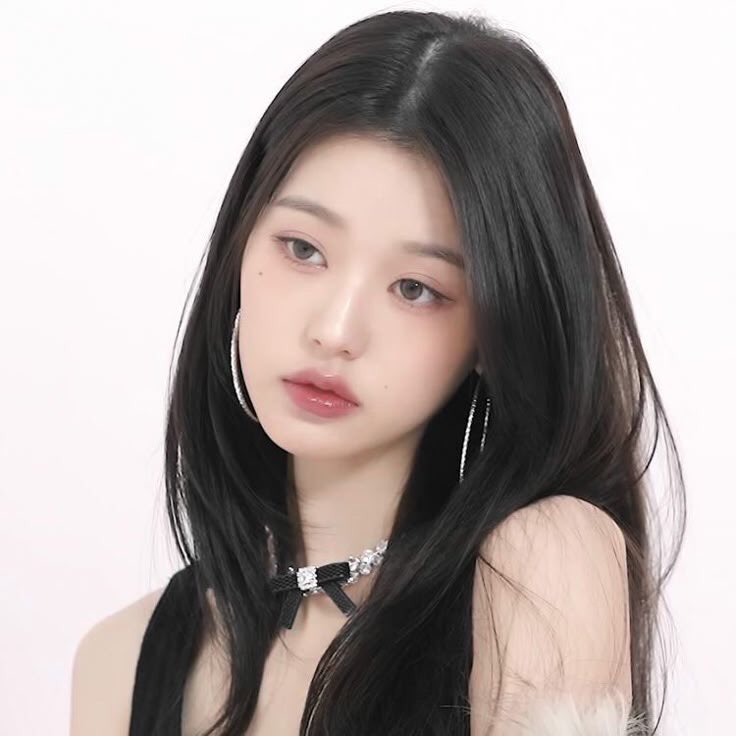 viforervi's tweet photo. looking for moots!! 🫶🏼

vivi!
new to #kpoptwt
she/her

ult (groups): twice, aespa, lesserafim, itzy, gidle, enhypen, kiss of life, p1harmony (baby stan) , babymonster, unis

ult (idols): sana, winter, chaewon, chaeryeong, miyeon, jay, julie, keeho, ahyeon, kotoko!

ok, bye! https://t.co/3ZuMZq64aR