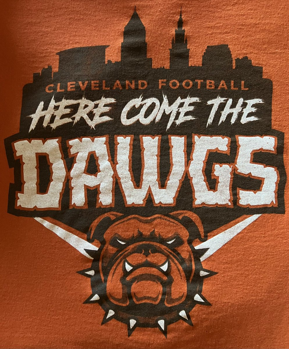 MJLaBeff's tweet photo. Rock โn Roll ๐ฅ Itโs game time! Letโs ROCK ๐ฅ Bengals @ Browns #NFL #football #clevelandrocks #clevelandbrowns #rockandrollhalloffame #RockOn #DawgPound #sundayfunday #sundayvibes #nflticket #youtubetv https://t.co/GSYkEuBy3c