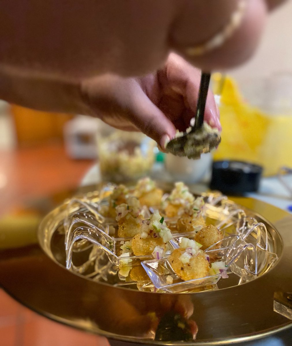 chefbrigetterj's tweet photo. Happy #InternationalChefsDay! A Day to celebrate the creativity, passion, and precision of us chefs around the world.
From mastering flavors to crafting unforgettable experiences, our dedication turns ingredients into art.
๐จโ๐ณ๐ฉโ๐ณ
#SeriousFace https://t.co/xgfHJh4nm4