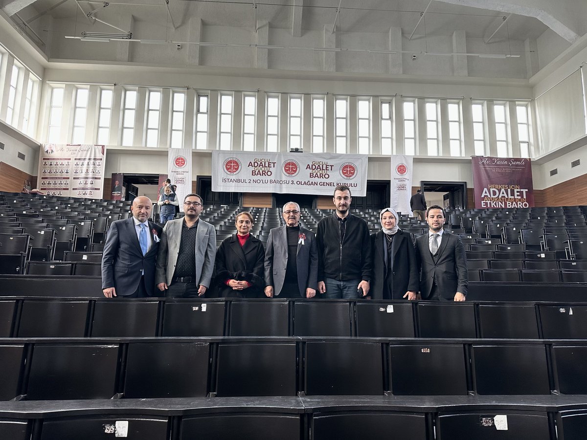 İstanbul 2 Nolu Barosuna yeniden başkan seçilen <a href="/avyasinsamli/">Av. Yasin Şamlı</a> , Başkan vekili <a href="/AvNiyaziPaksoy/">Av. Niyazi Paksoy</a> kıymetli yöneticilerini tebrik ederim.