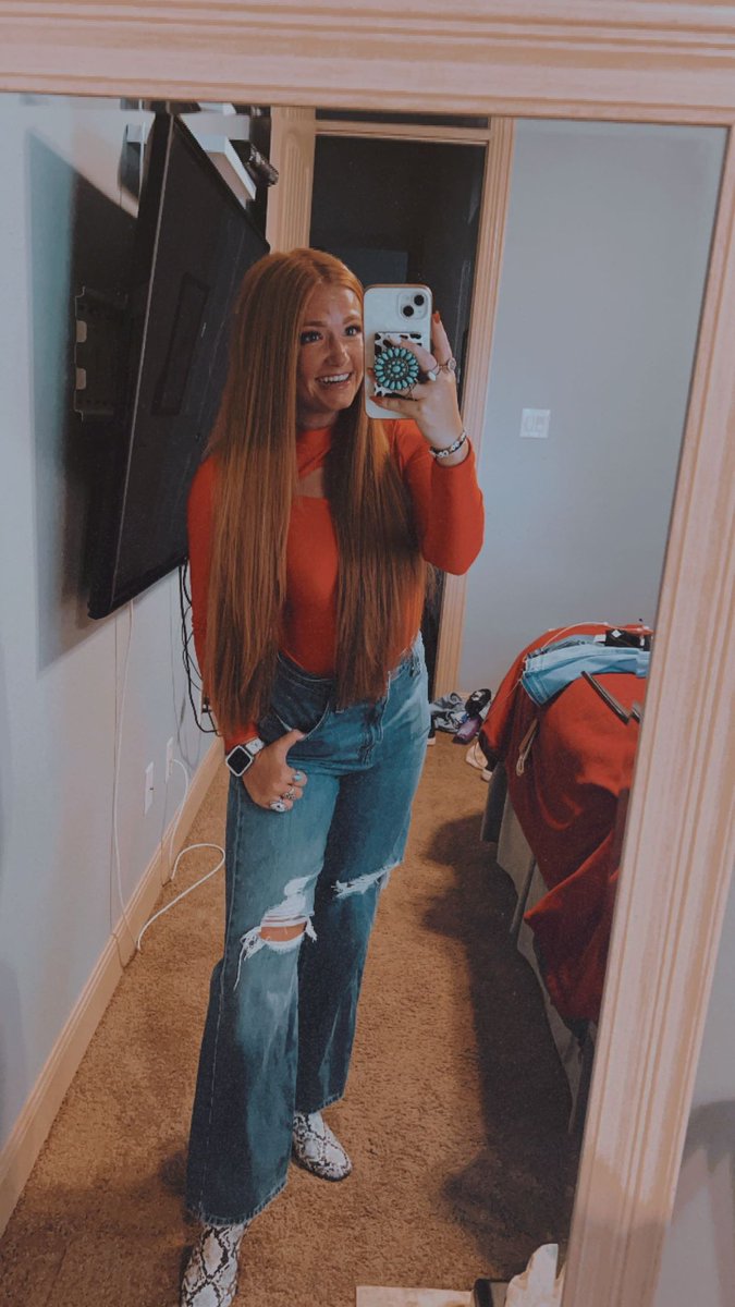 Red 💋 tweet media