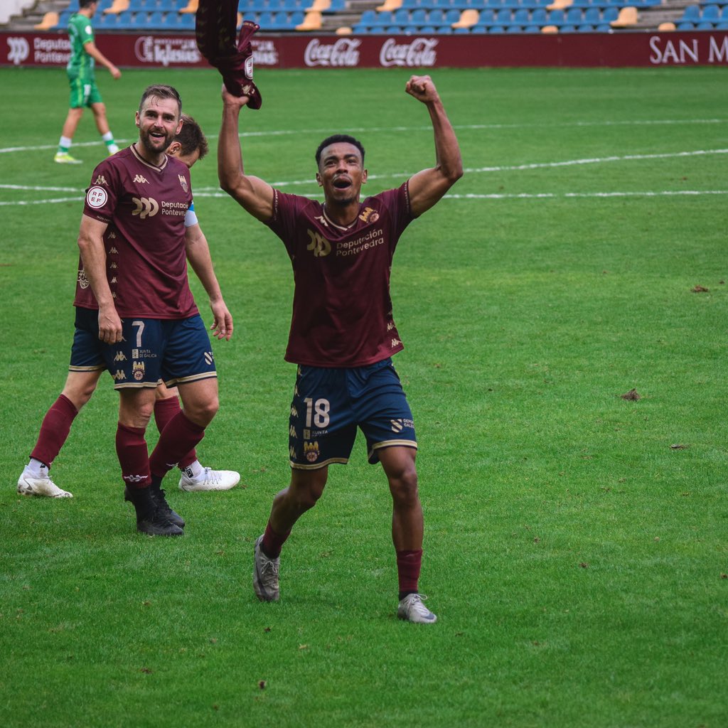 🖋️ Con cariño de Dalisson para Churre ♥️

#NonPararAtaVoltar ♥️