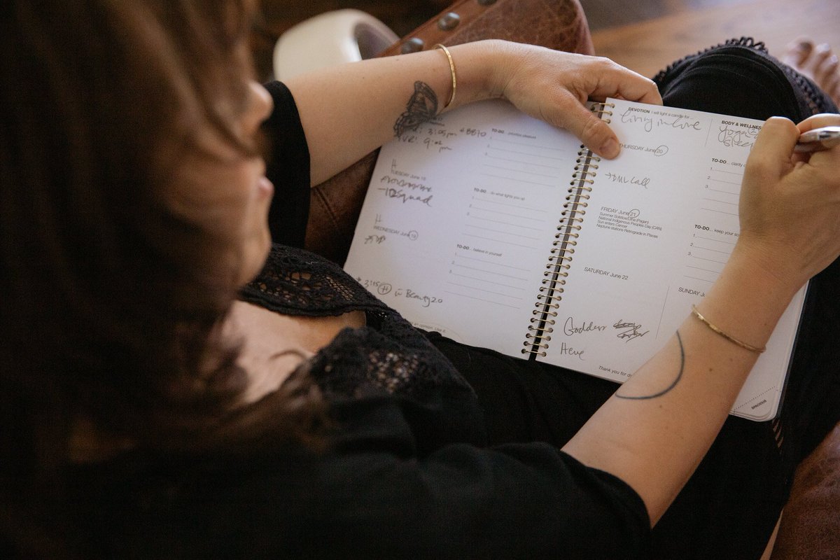 KelliRain's tweet photo. What if planning your week felt like writing a love letter to yourself? 

I’m proud to be a part of Danielle LaPorte’s launch team!

Use coupon code KELLILOVE10 to get a special bonus when you order your planner here: 

https://t.co/4ZQIFOtbaO

@DanielleLaPorte 
#journal #planner https://t.co/TaiNMnZsJw