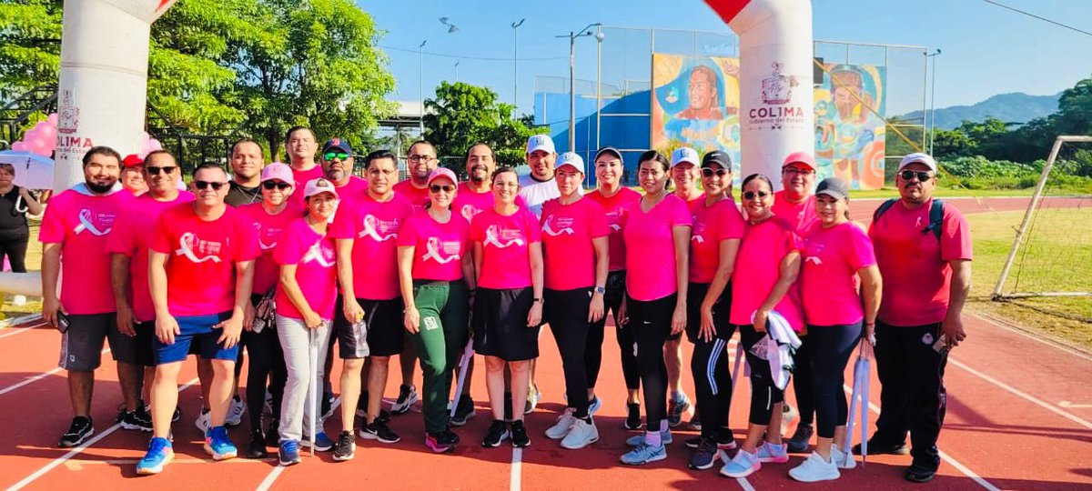 IMSSColima's tweet photo. 🎀 En el marco del Día Internacional de la Lucha contra el #CáncerDeMama, se llevó con éxito la 10a Carrera Caminata 5 km "Corriendo por mi salud" 👩🏻🦼🏃🏻♀️🧑🏽🦽🏃🏽♂️👨🏻🦯, con esto el personal del #IMSSColima y #CROCColima se suman a la acciones de concientización del cáncer de mama. https://t.co/RrcvaimKsu