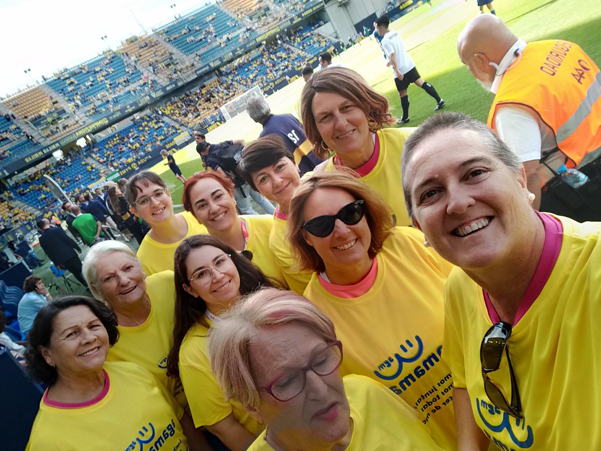 + Q Veteranas (@masqueveteranas) on Twitter photo Broche de oro para cerrar nuestro compromiso #ContraElCancerDeMama
Colaboración con <a href="/AgamamaC/">agamama cadiz</a> en el partido del <a href="/Cadiz_CF/">Cádiz Club de Fútbol</a> Broche de oro para cerrar nuestro compromiso #ContraElCancerDeMama
Colaboración con <a href="/AgamamaC/">agamama cadiz</a> en el partido del <a href="/Cadiz_CF/">Cádiz Club de Fútbol</a>