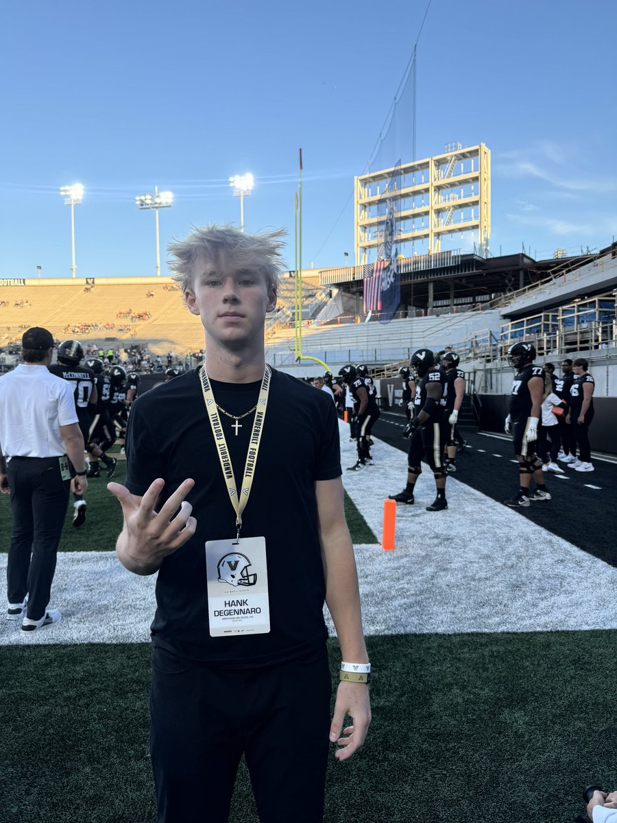 Hank DeGennaro (@hankdegennaro) on Twitter photo Had a great visit yesterday at Vandy!! <a href="/bartonsimmons/">Barton Simmons</a> <a href="/CoachAlexBailey/">Alex Bailey</a> <a href="/ONEWAYINC1/">ONEWAY INCORPORATED</a> <a href="/JalanSowell/">JALAN SOWELL (J1)</a> @Hunter_Denote <a href="/NickyV05/">Nik Valdiserri</a> <a href="/hardingharper/">Harding Harper III</a> <a href="/wcsBHSge/">Coach Evans</a> Had a great visit yesterday at Vandy!! <a href="/bartonsimmons/">Barton Simmons</a> <a href="/CoachAlexBailey/">Alex Bailey</a> <a href="/ONEWAYINC1/">ONEWAY INCORPORATED</a> <a href="/JalanSowell/">JALAN SOWELL (J1)</a> @Hunter_Denote <a href="/NickyV05/">Nik Valdiserri</a> <a href="/hardingharper/">Harding Harper III</a> <a href="/wcsBHSge/">Coach Evans</a>